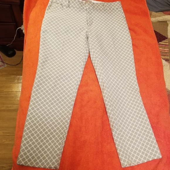 Banana Republic Hampton Pants (capri) - Picture 4 of 4